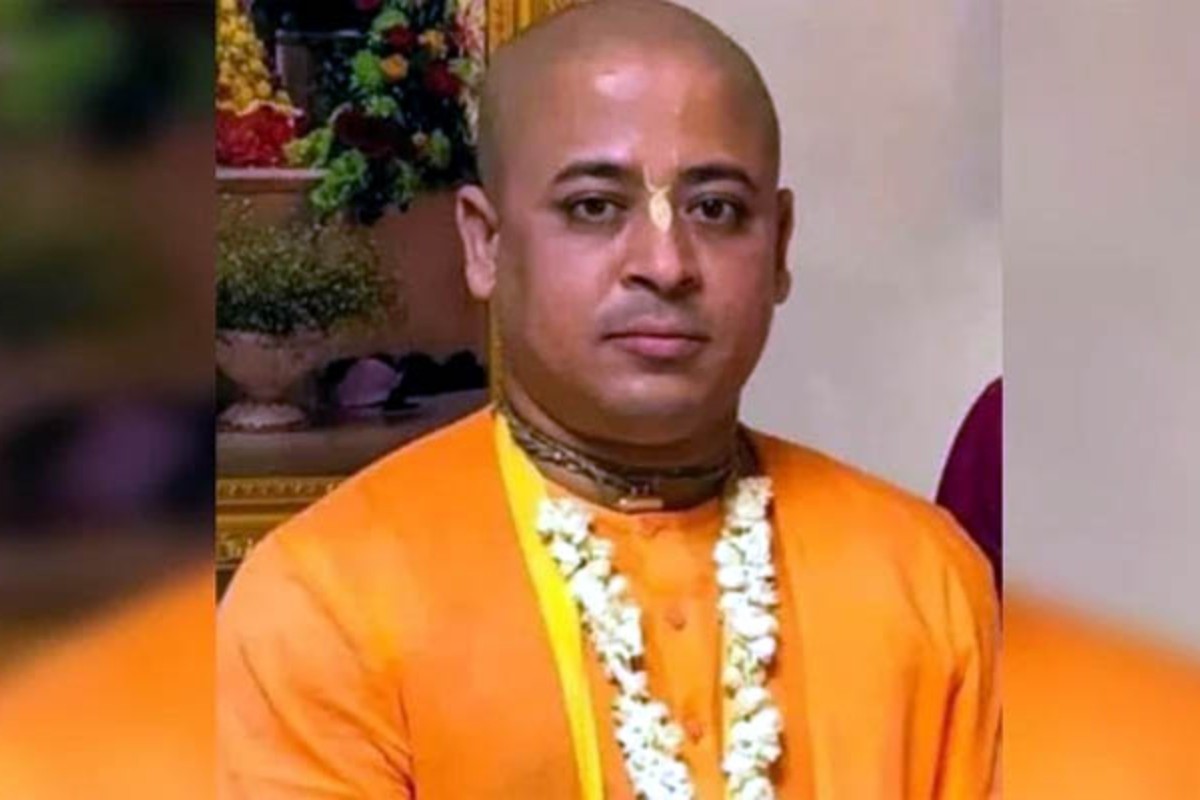 ৫ মামলায় ইসকন নেতা চিন্ময়কে জামিন দিতে হাইকোর্টের রুল