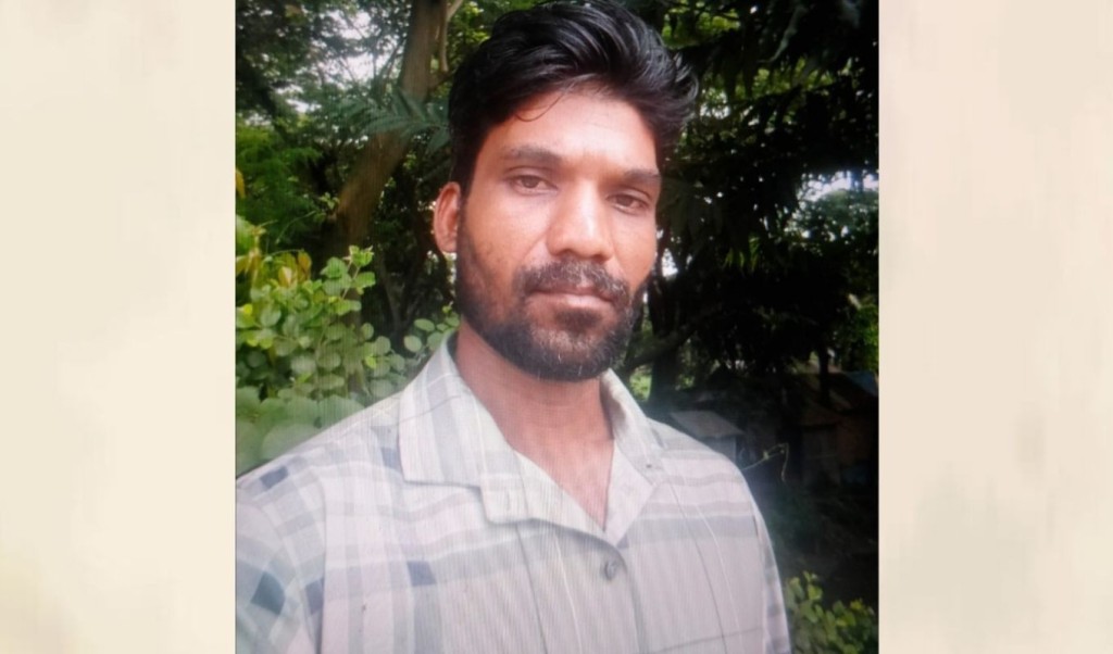 চট্টগ্রামে কারখানায় মেশিনের নিচে চাপা পড়ে শ্রমিকের মৃত্যু 4 ‘চট্টগ্রামে কারখানায় মেশিনের নিচে চাপা পড়ে শ্রমিকের মৃত্যু 1758783442 চট্টগ্রামে কারখানায় মেশিনের নিচে চাপা পড়ে শ্রমিকের মৃত্যু
