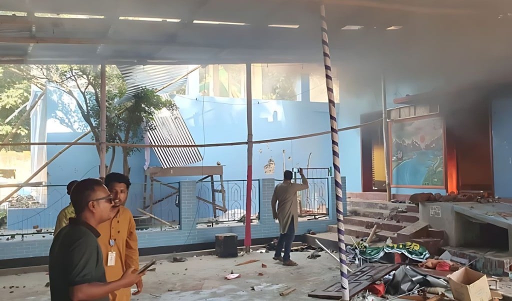 ‘‘‘গোয়ালন্দে মাজারে হামলা মসজিদের ইমামসহ গ্রেপ্তার ১৮ 1757392422 গোয়ালন্দে লাশ পুড়িয়ে ফেলার ঘটনায় মসজিদের ইমামসহ গ্রেপ্তার ১৮