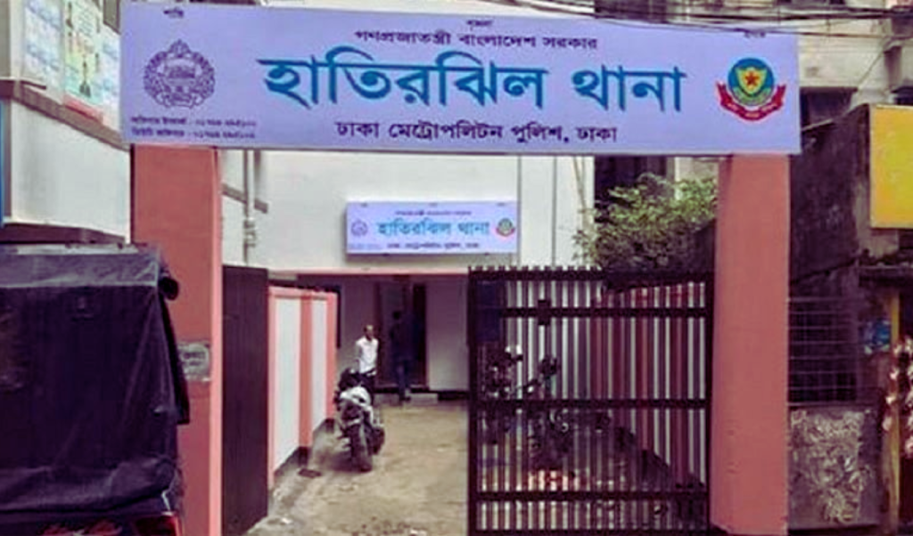 ‘এক লাখ টাকা না দিলে মেরে ফেলবে’ বিএনপির সাবেক মহাসচিবের পরিবারের কাছে চাঁদা দাবি 4 Add a subheading 2025 10 07T012041.133 1759778657 ‘এক লাখ টাকা না দিলে মেরে ফেলবে’ বিএনপির সাবেক মহাসচিবের পরিবারের কাছে চাঁদা দাবি