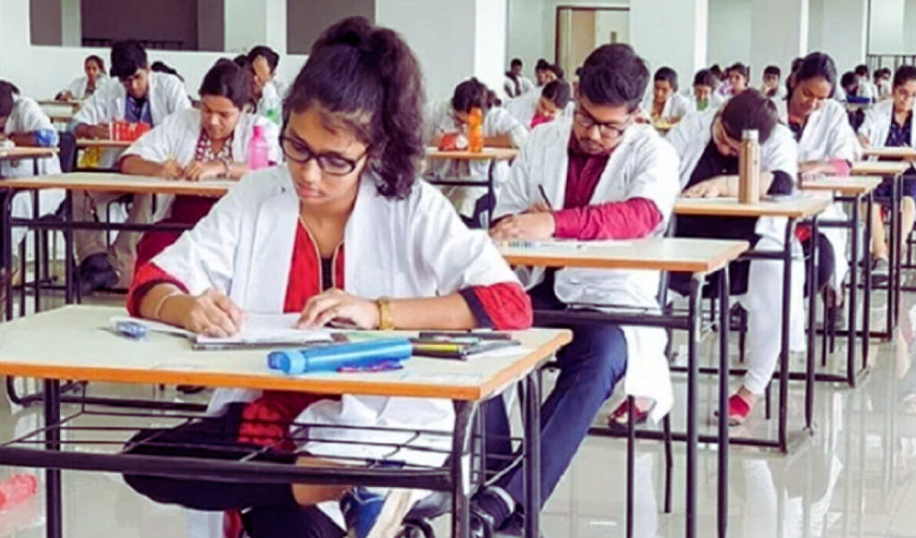 ৯ জানুয়ারির মধ্যে হতে পারে ডেন্টাল ভর্তি পরীক্ষা 4 Add a subheading 2025 10 08T021934.886 1759868447 ৯ জানুয়ারির মধ্যে হতে পারে ডেন্টাল ভর্তি পরীক্ষা
