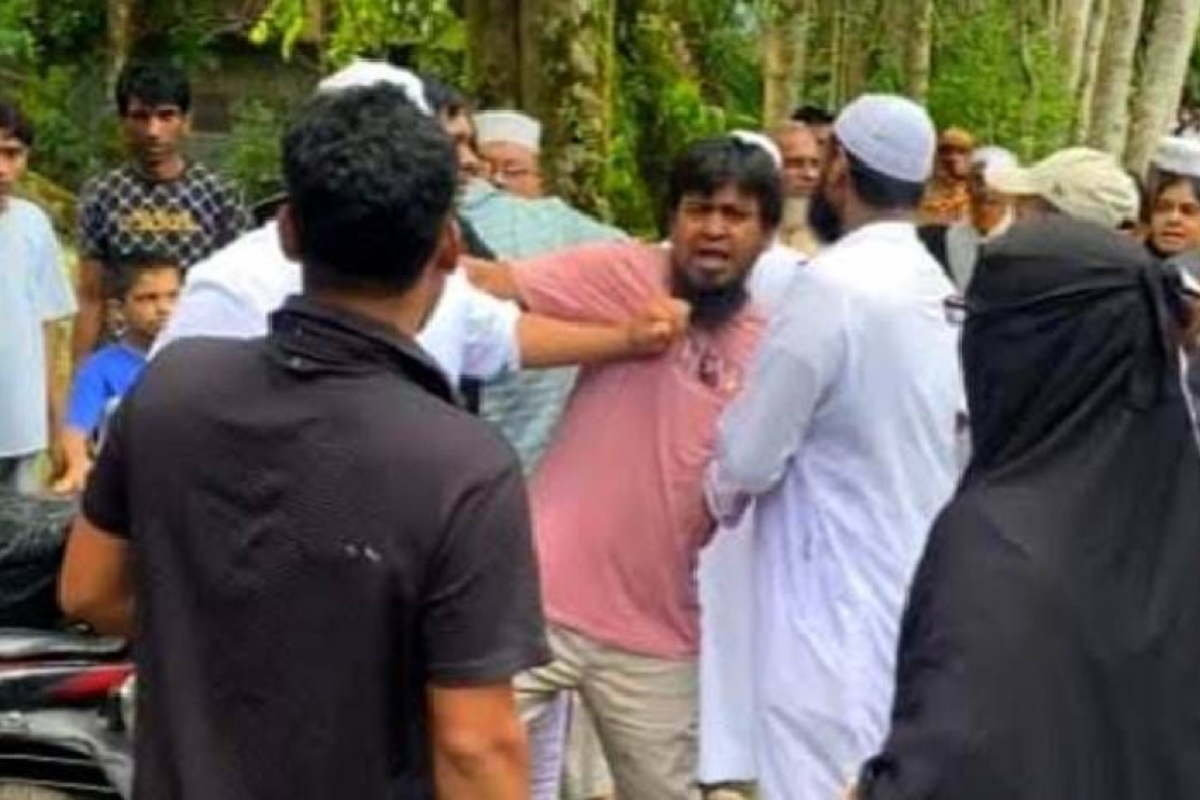 নোয়াখালীতে জমি বিরোধে ২০ ঘণ্টা দাফনহীন ছিল মায়ের মরদেহ