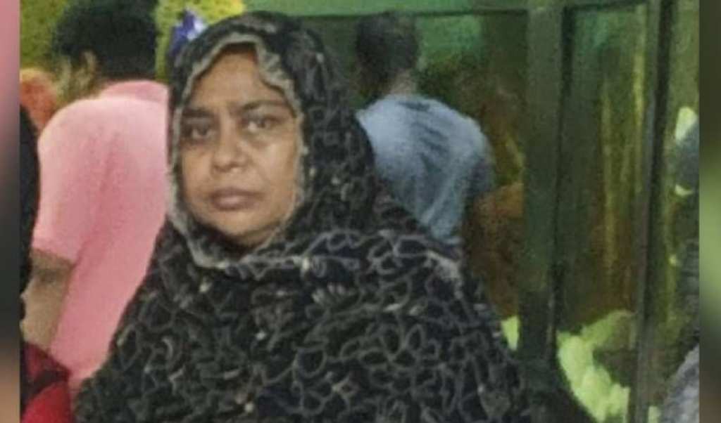 কুমিল্লায় গৃহবধূর গলাকাটা মরদেহ উদ্ধার 4 Add a subheading 2025 10 18T010246.995 1760727784 কুমিল্লায় গৃহবধূর গলাকাটা মরদেহ উদ্ধার
