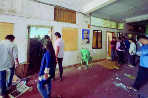 চট্টগ্রামে আওয়ামী লীগ অফিস দখলে নিল এনসিপি