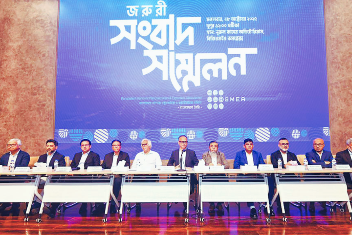 বিদেশিদের কথায় শ্রম আইন পরিবর্তনের অভিযোগ ব্যবসায়ীদের