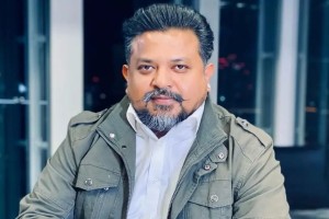 ৫০০ কোটির ফ্যাক্টরি নিজেদের নামে করে নিলেন উপদেষ্টার স্বামী: অভিযোগ জুলকারনাইনের