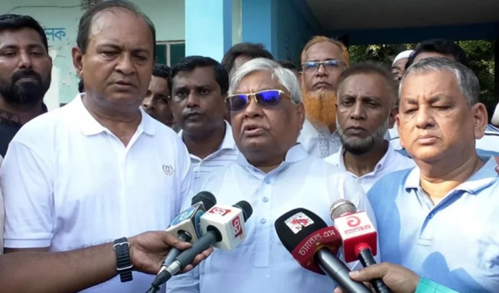 আওয়ামী লীগ নিষিদ্ধ হওয়ার আগে জামায়াত নিষিদ্ধ হওয়া উচিৎ: বরকত উল্লাহ 3 আওয়ামী লীগ নিষিদ্ধ হওয়ার আগে জামায়াত নিষিদ্ধ হওয়া উচিৎ বরকত উল্লাহ 1760931952 আওয়ামী লীগ নিষিদ্ধ হওয়ার আগে জামায়াত নিষিদ্ধ হওয়া উচিৎ: বরকত উল্লাহ
