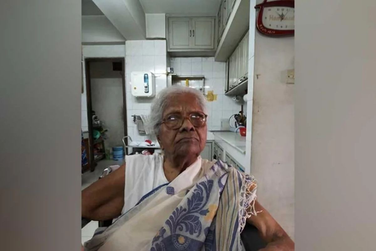 আজকের দিনে আমাদের ছেড়ে চলে যান অধ্যাপক মেহের কবীর
