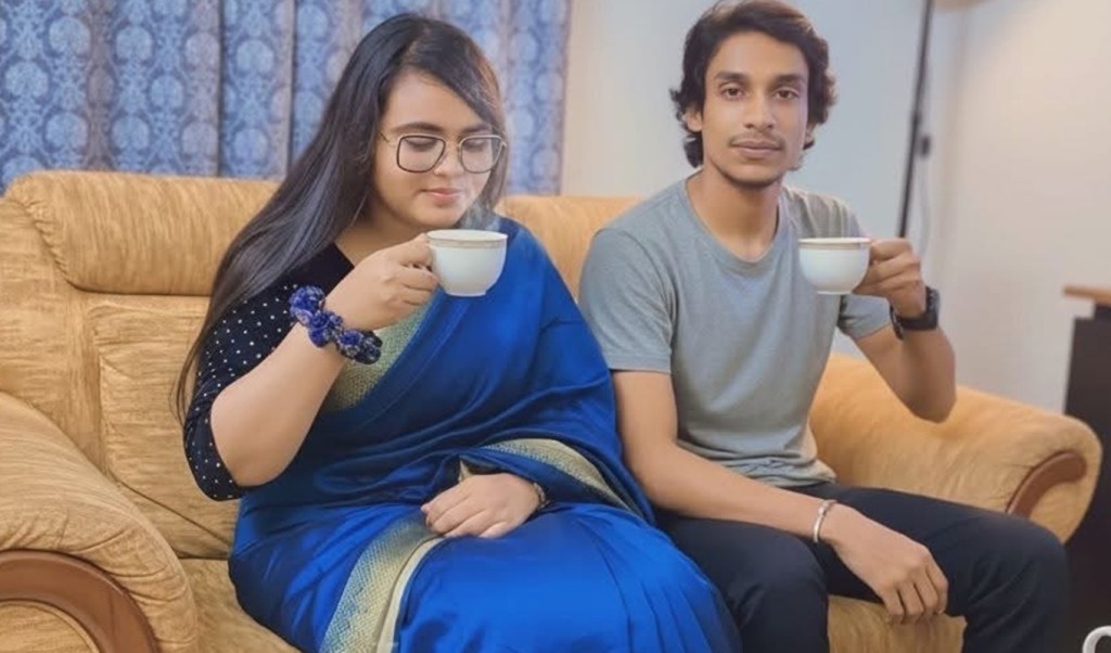 আলোচিত সেই পর্ন তারকাকে নিয়ে যা বললেন এলাকাবাসী 4 আলোচিত সেই পর্ন তারকাকে নিয়ে যা বললেন এলাকাবাসী 1760975010 আলোচিত সেই পর্ন তারকাকে নিয়ে যা বললেন এলাকাবাসী