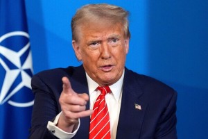 ইসরায়েলকে আবার যুদ্ধ শুরুর অনুমতি দিতে পারেন ট্রাম্প