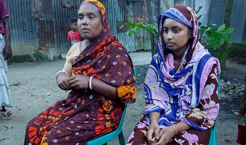 ঋণের দুঃসহ বোঝা সইতে না পেরে মিঠুনের জীবনাবসান, নিঃস্ব মা-স্ত্রী 3 ঋণের দুঃসহ বোঝা সইতে না পেরে মিঠুনের জীবনাবসান নিঃস্ব মা স্ত্রী 1759373940 ঋণের দুঃসহ বোঝা সইতে না পেরে মিঠুনের জীবনাবসান, নিঃস্ব মা-স্ত্রী
