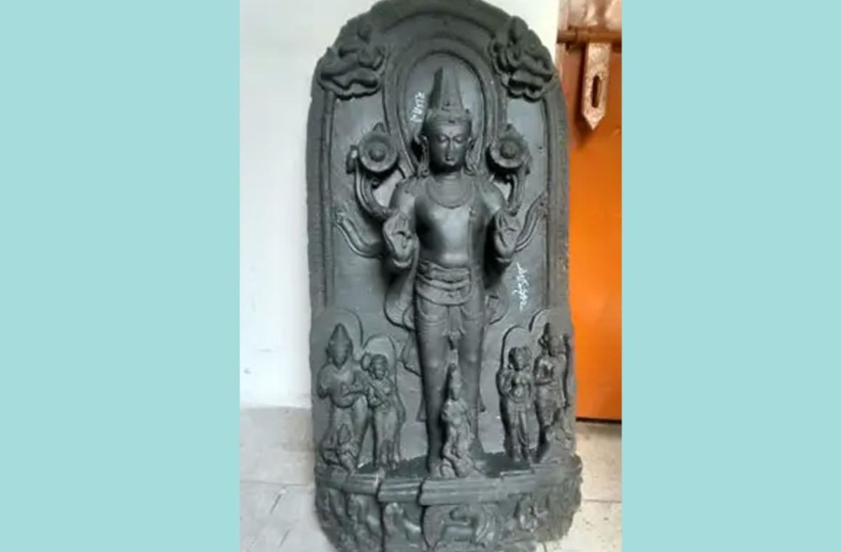 এক কোটি ২০ লাখ টাকার কষ্টিপাথরের মূর্তি উদ্ধার, গ্রেপ্তার ১