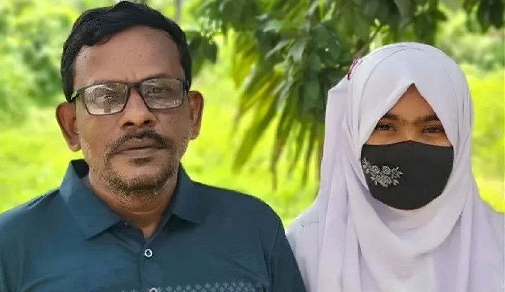 একসঙ্গে এইচএসসি পাস করে প্রশংসায় ভাসছেন বাবা-মেয়ে 4 একসঙ্গে এইচএসসি পাস করে প্রশংসায় ভাসছেন বাবা মেয়ে 1760765942 একসঙ্গে এইচএসসি পাস করে প্রশংসায় ভাসছেন বাবা-মেয়ে