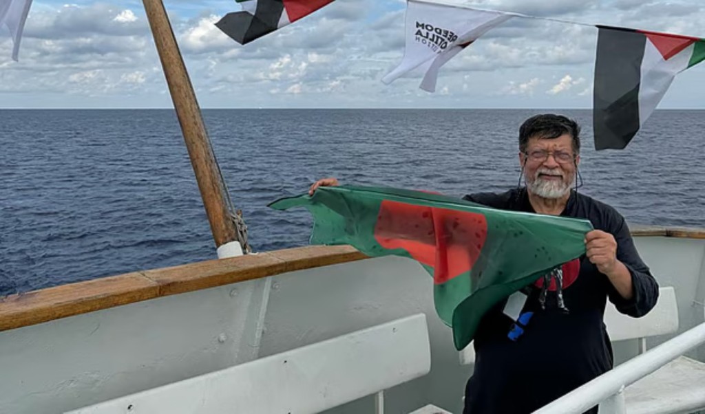 এখন কোথায় আছেন এবং গাজায় পৌঁছতে কত সময় লাগবে—জানালেন শহিদুল আলম 4 এখন কোথায় আছেন এবং গাজায় পৌঁছতে কত সময় লাগবে—জানালেন শহিদুল আলম 1759661677 এখন কোথায় আছেন এবং গাজায় পৌঁছতে কত সময় লাগবে—জানালেন শহিদুল আলম