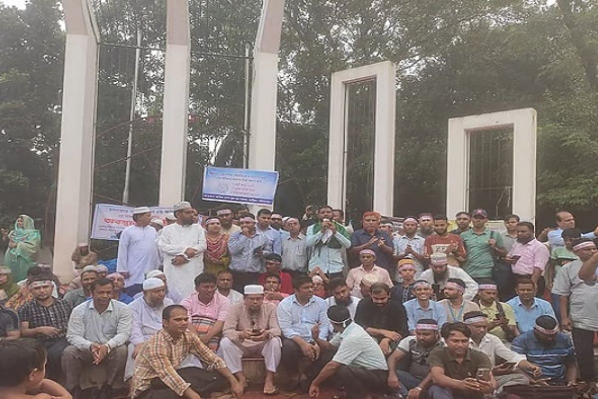 এমপিওভুক্ত শিক্ষকদের অনশন শুরু
