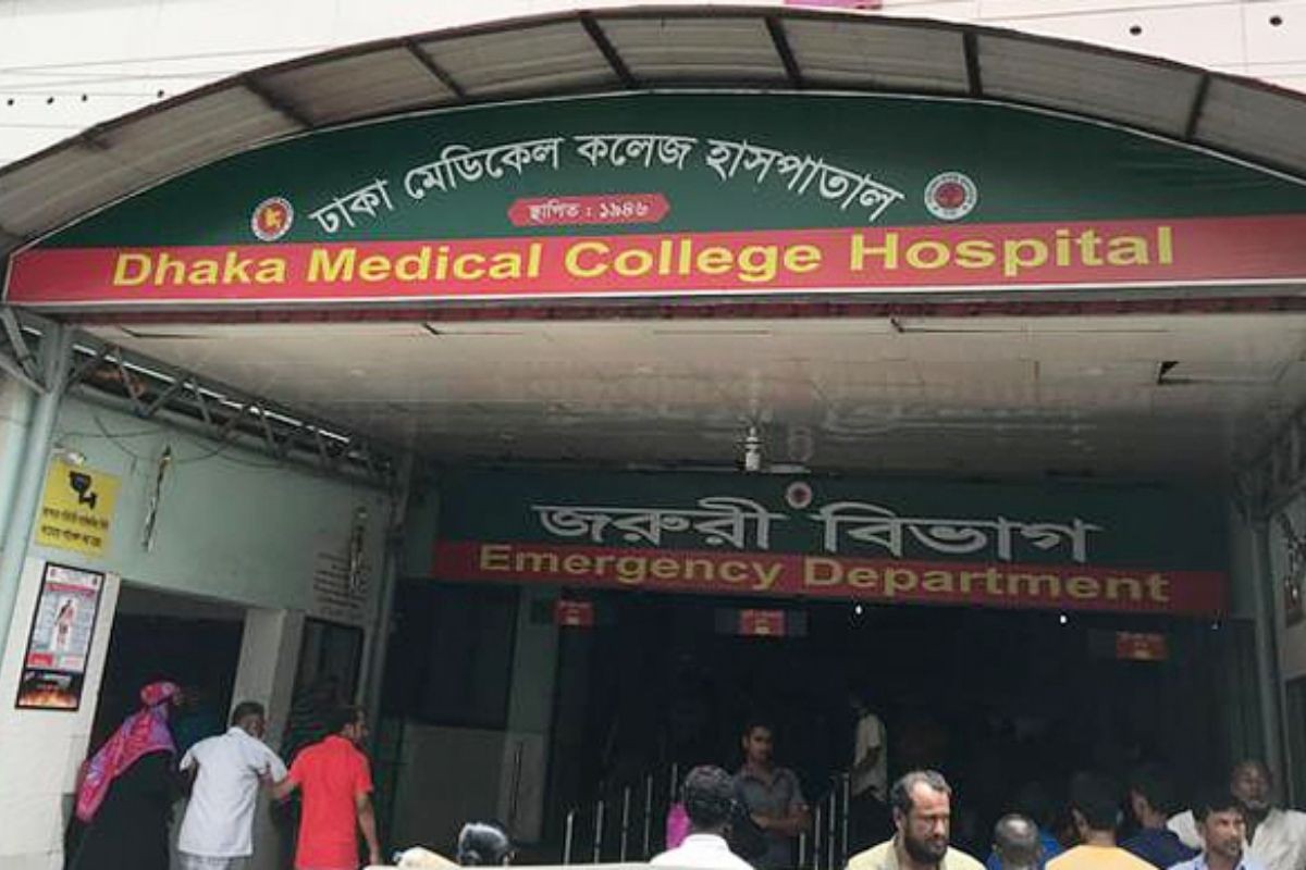 কদমতলীতে লিফটের ফাঁকা জায়গা দিয়ে পড়ে ইলেকট্রিক মিস্ত্রির মৃত্যু