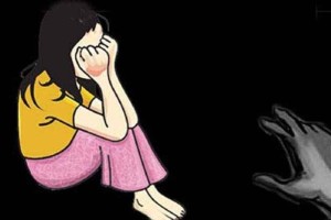 কলেজছাত্রীকে ধর্ষণ, কবিরাজের বিরুদ্ধে মামলা