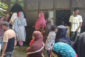 প্রেমিকার উপস্থিতিতে কলেজছাত্রের আত্মহত্যা