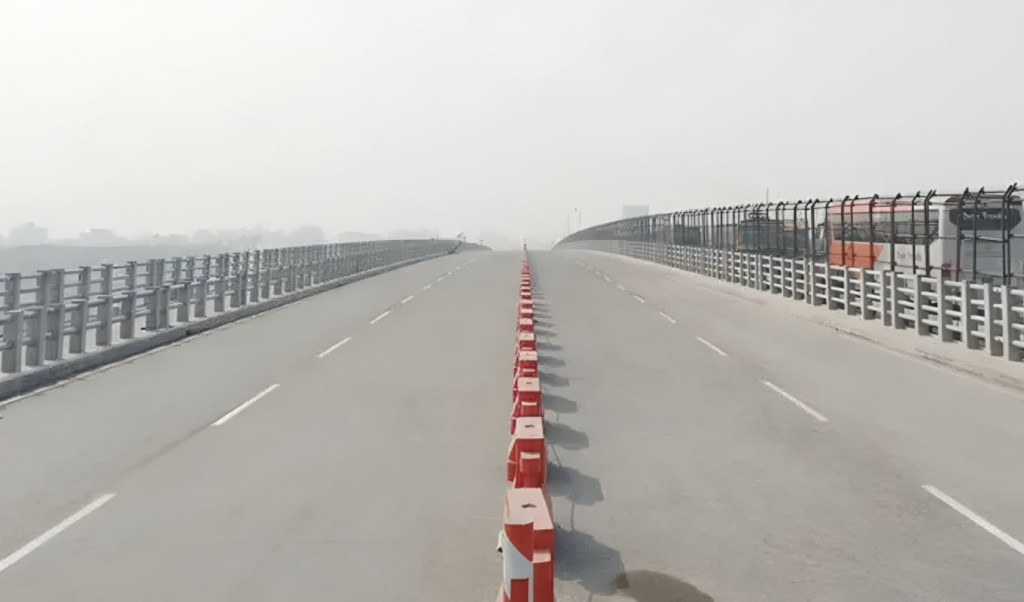 কাঁচপুর সেতুতে দুর্ঘটনায় দুই চালকের মৃত্যু 3 কাঁচপুর সেতুতে দুর্ঘটনায় দুই চালকের মৃত্যু 1759380281 কাঁচপুর সেতুতে দুর্ঘটনায় দুই চালকের মৃত্যু