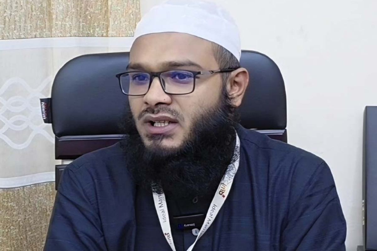 ১২-১৩ বছরেই নারীদের বিবাহের পার্ফেক্ট বয়স: কাসেমী
