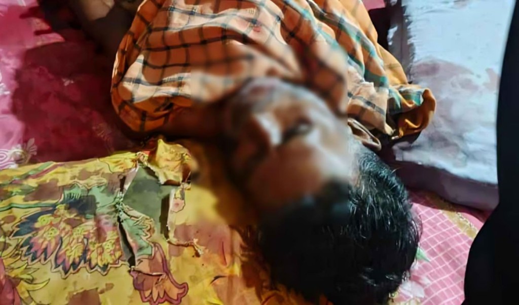 কুষ্টিয়ায় ভ্যানচালককে কুপিয়ে হত্যা 3 কুষ্টিয়ায় ভ্যানচালককে কুপিয়ে হত্যা 1760858391 কুষ্টিয়ায় ভ্যানচালককে কুপিয়ে হত্যা