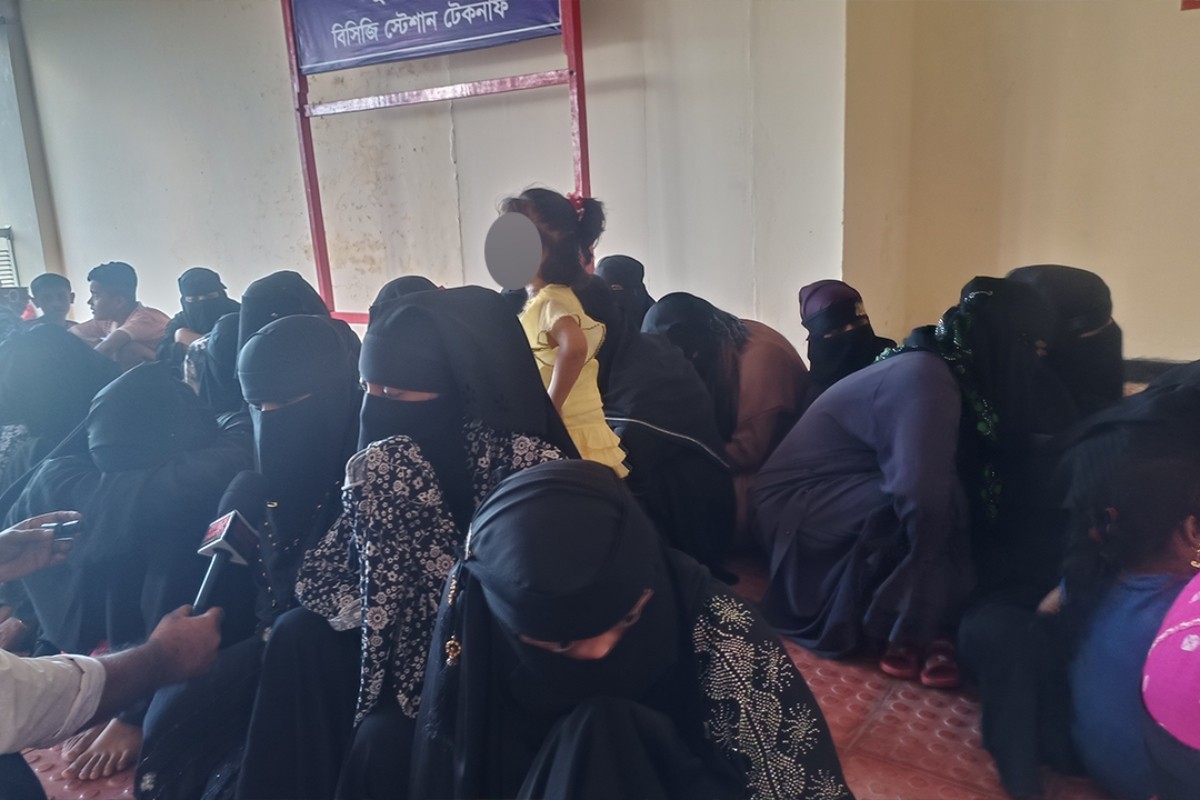 গহিন পাহাড়ে গোপন বন্দিশালা থেকে ৪৪ জনকে উদ্ধার