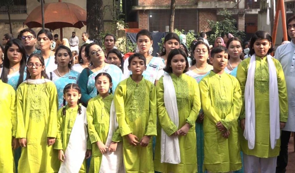 কালচারাল ফ্যাসিস্ট ট্যাগ দিয়ে পুলিশের বাধায় বন্ধ হলো শরৎ উৎসব 3 গেন্ডারিয়ায় পুলিশের বাধা এবার বন্ধ হলো ‘শরৎ উৎসব ১৪৩২ 1760079346 কালচারাল ফ্যাসিস্ট ট্যাগ দিয়ে পুলিশের বাধায় বন্ধ হলো শরৎ উৎসব
