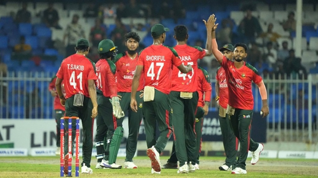 ঘুরে দাঁড়ানোর ম্যাচে টাইগার একাদশে একাধিক পরিবর্তনের সম্ভাবনা 4 ঘুরে দাঁড়ানোর ম্যাচে টাইগার একাদশে একাধিক পরিবর্তনের সম্ভাবনা 1761734161 ঘুরে দাঁড়ানোর ম্যাচে টাইগার একাদশে একাধিক পরিবর্তনের সম্ভাবনা