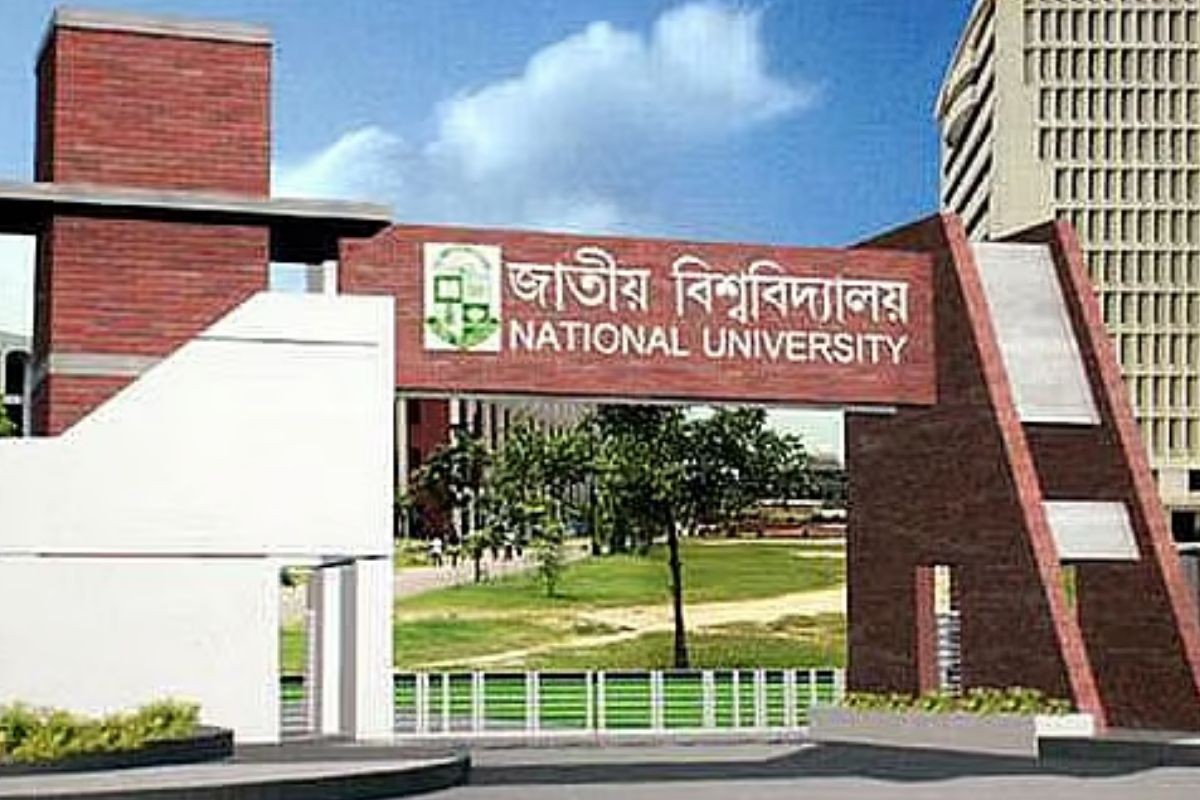 কলেজে অর্থ লেনদেন ও উপঢৌকন বিনিময় হলেই ব্যবস্থা, প্রজ্ঞাপন জারি