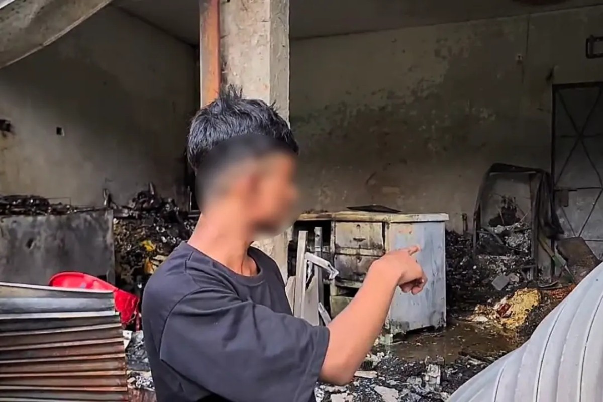 জামাইয়ের দেওয়া আগুনে শ্বশুরের দোকান পুড়ে ছাই