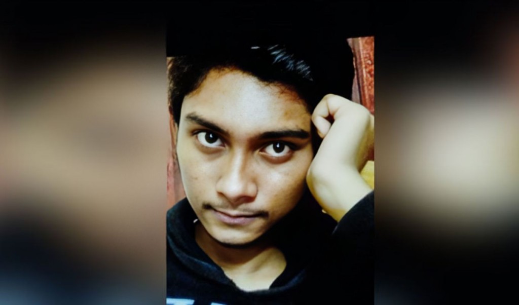 জেলা প্রশাসনের মামলায় অভিযুক্ত ব্যক্তি এখন সেই দপ্তরেরই কর্মী 3 জেলা প্রশাসনের মামলায় অভিযুক্ত ব্যক্তি এখন সেই দপ্তরেরই কর্মী 1759646205 জেলা প্রশাসনের মামলায় অভিযুক্ত ব্যক্তি এখন সেই দপ্তরেরই কর্মী