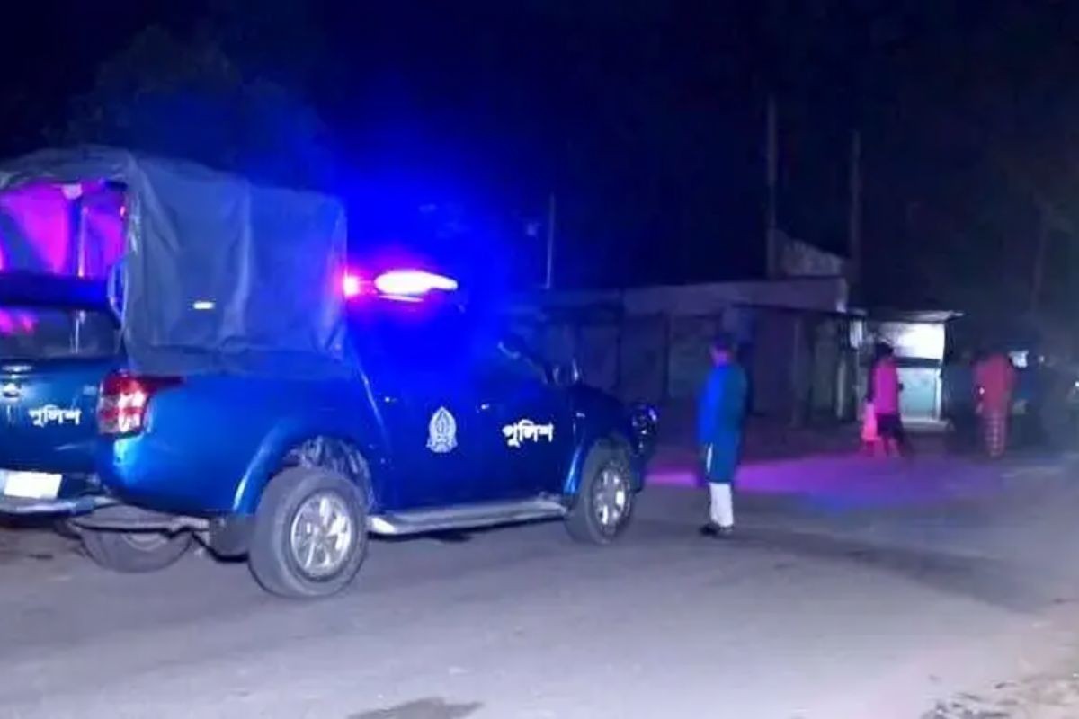 টাঙ্গাইলে ব্যবসায়ীকে কুপিয়ে টাকা-স্বর্ণ ছিনতাই