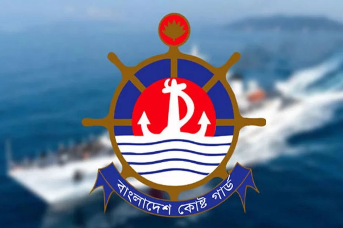 টেকনাফে অপহরণ-পাচারের উদ্দেশে বন্দি থাকা ৪৪ জনকে উদ্ধার