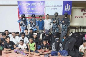 টেকনাফের পাহাড় থেকে নারী-শিশুসহ ৩৮ জন উদ্ধার, ২ পাচারকারী আটক