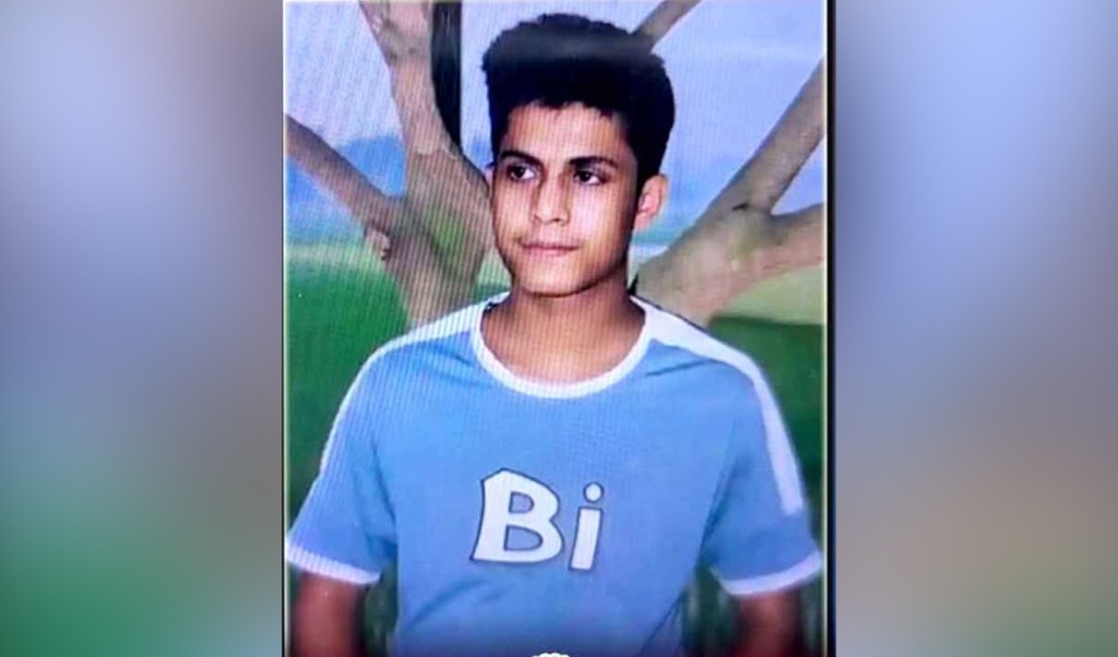 দাদিকে জবাই করে নাতির ফেসবুক স্ট্যাটাস–‘একটাও ছাড় পাবে না’ 4 দাদিকে জবাই করে নাতির ফেসবুক স্ট্যাটাস–‘একটাও ছাড় পাবে না 1761217640 দাদিকে জবাই করে নাতির ফেসবুক স্ট্যাটাস–‘একটাও ছাড় পাবে না’