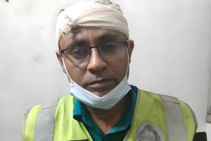 দায়িত্ব পালনকালে ট্রাফিক পুলিশের মাথা ফাটালেন অটোরিকশা চালক