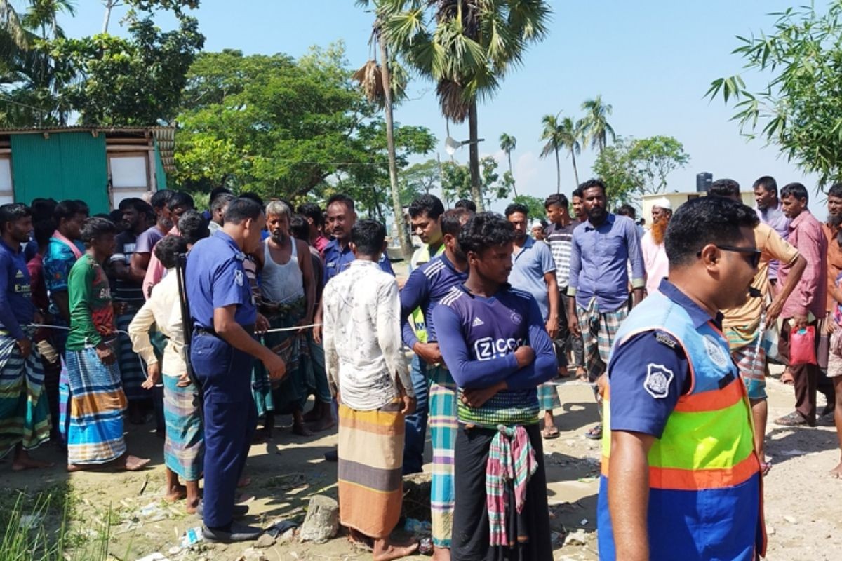 দেড় টন ইলিশসহ ৪৬ জেলে আটক, পাঁচজনকে কারাদণ্ড