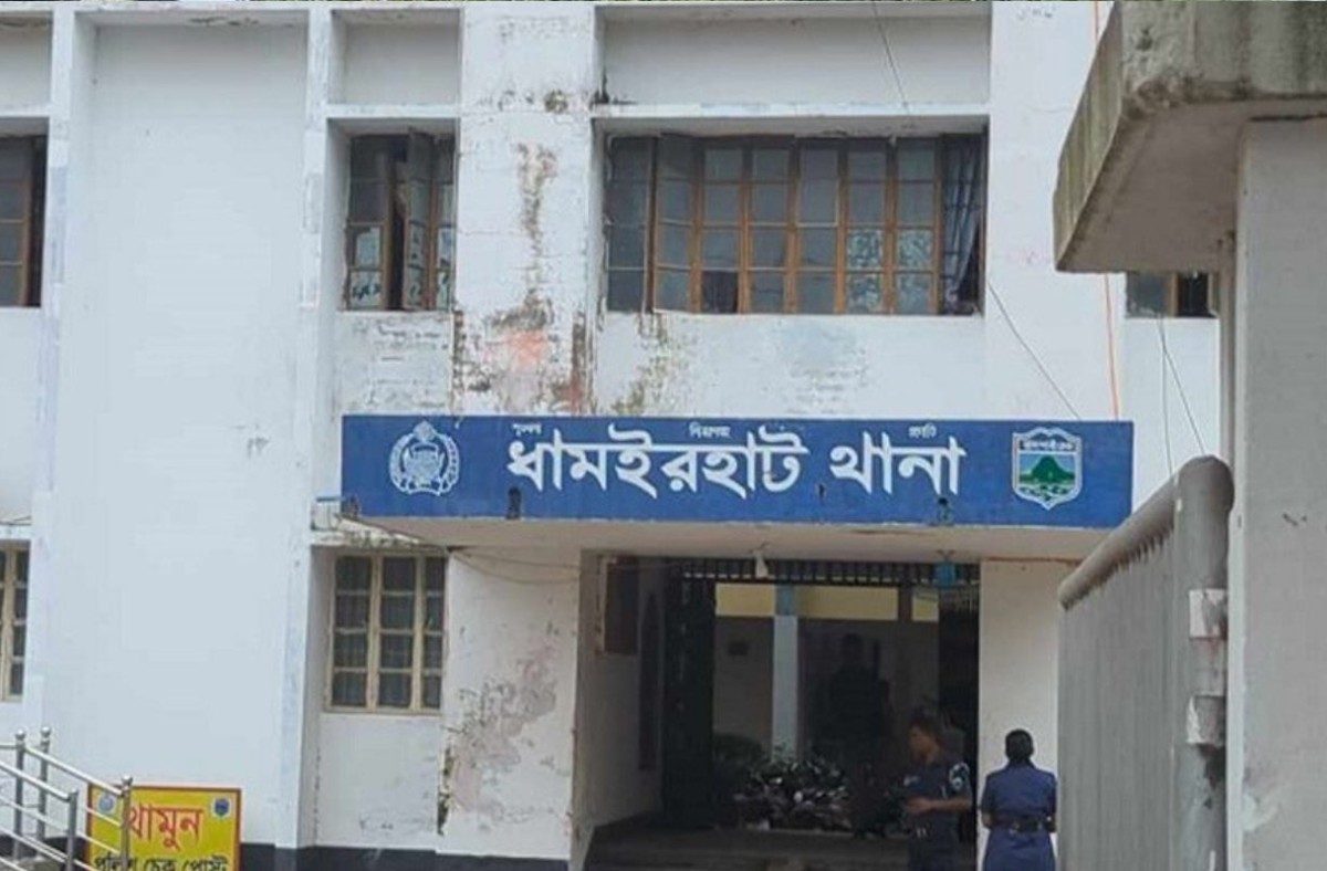 ধামইরহাটে মোটরসাইকেল-অটোরিকশা মুখোমুখি সংঘর্ষে নিহত ১