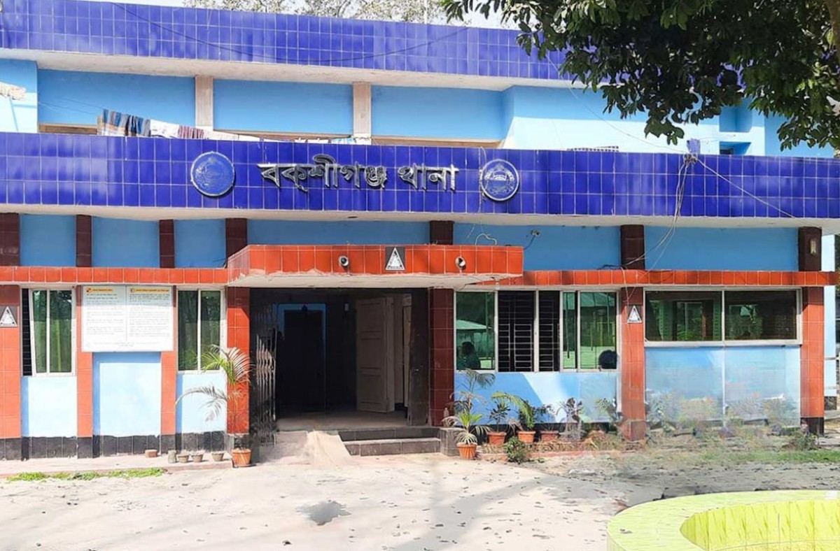 পুলিশের ওপর হামলা করে মাদক ব্যবসায়ীকে ছিনতাই, দুই পুলিশ আহত