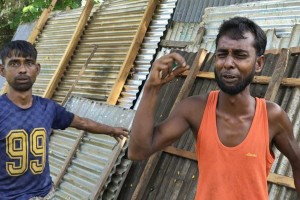 প্রতিবন্ধীর ঘর ও দোকান ভেঙে জায়গা দখল