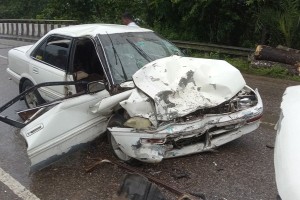 প্রাইভেট কার ও মাইক্রোবাসের মুখোমুখি সংঘর্ষ : নিহত ১