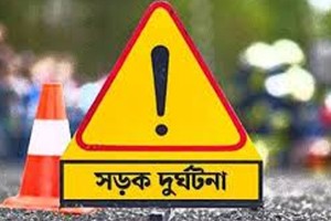 রাজধানীর ৩০০ ফিটে প্রাইভেট কারের ধাক্কায় প্রাণ গেল মোটরসাইকেল আরোহীর