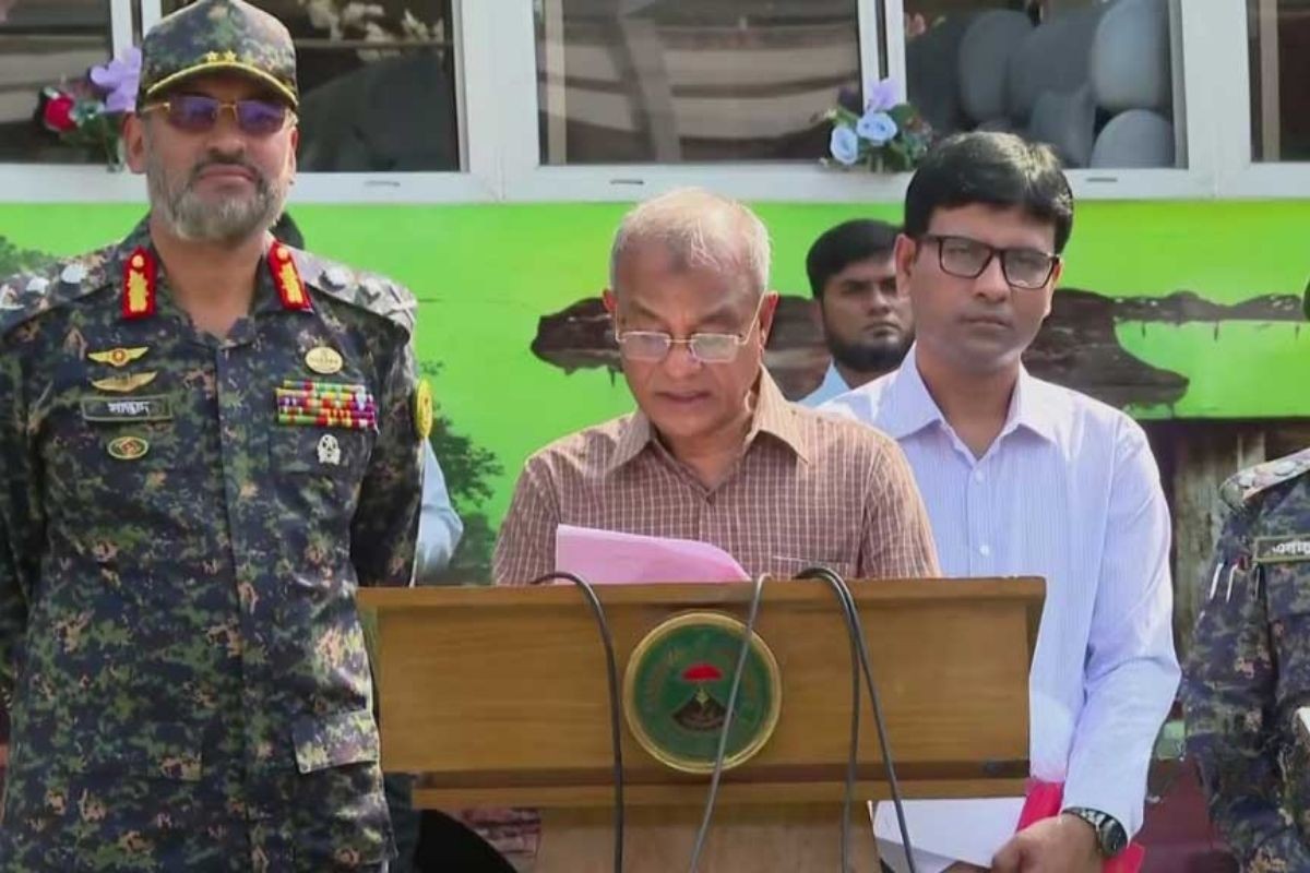 প্রিজাইডিং কর্মকর্তার নিরাপত্তায় থাকবে একজন সশস্ত্র আনসার