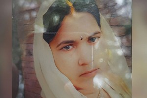 প্রেমিকাকে বিয়েতে বাধা, দ্বিতীয় স্ত্রীকে পুড়িয়ে হত্যা স্বামীর