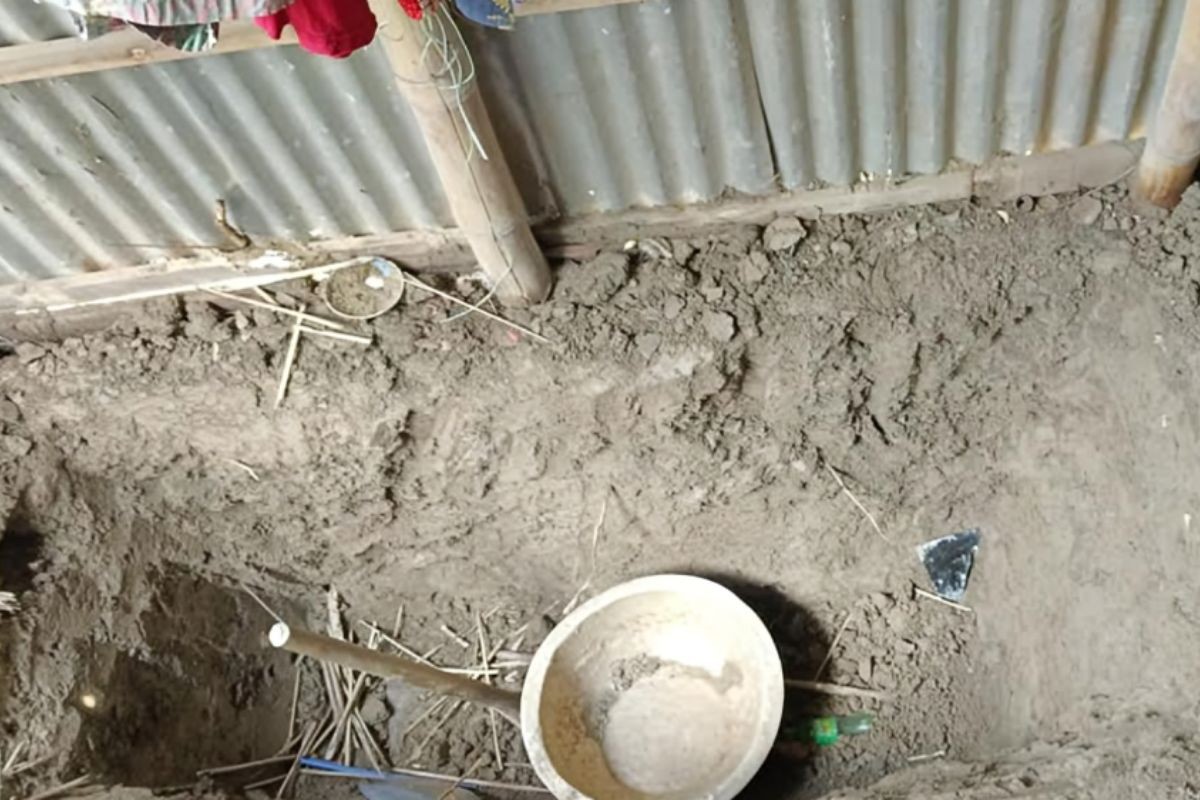 ফরিদপুরে স্বামীর লাশ গুম করতে ঘরেই কবর খুঁড়েছিলেন স্ত্রী