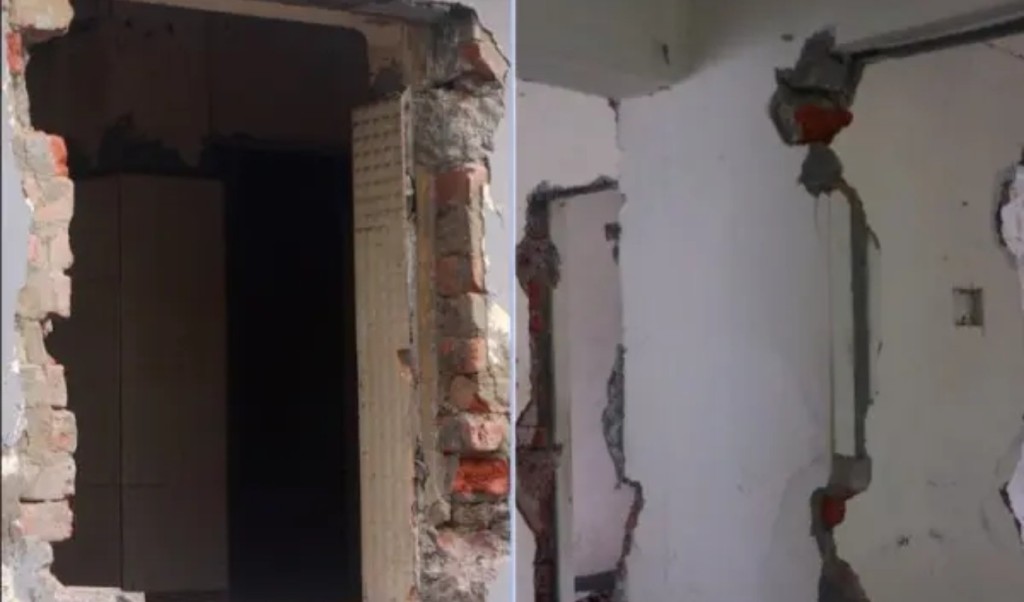 বদলির পর সরকারি কোয়ার্টারের দরজা-জানালা খুলে নিলেন প্রকৌশলী 3 বদলির পর সরকারি কোয়ার্টারের দরজা জানালা খুলে নিলেন প্রকৌশলী 1760445859 বদলির পর সরকারি কোয়ার্টারের দরজা-জানালা খুলে নিলেন প্রকৌশলী