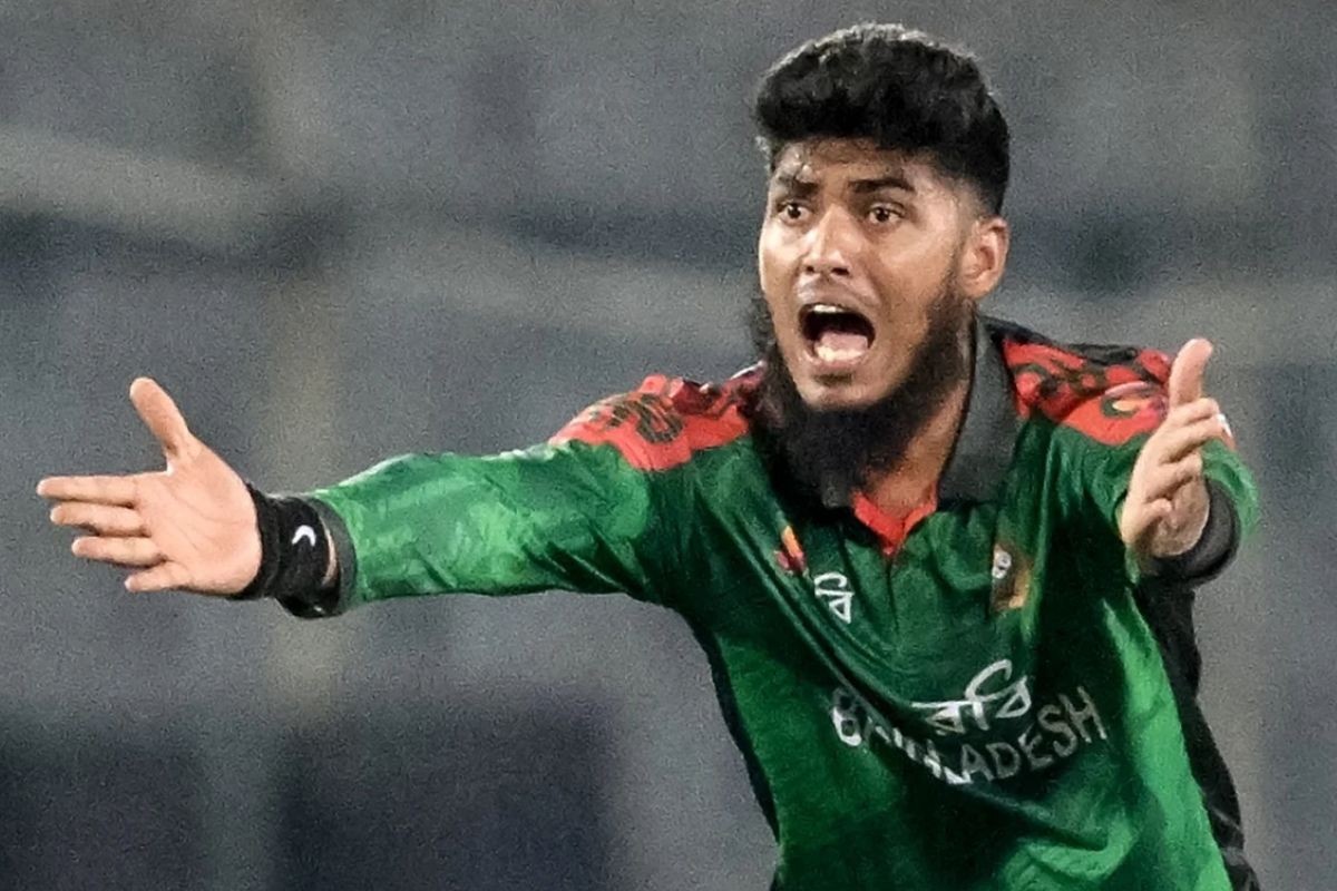 বাংলাদেশের প্রথম ডানহাতি স্পিনার হিসেবে ওয়ানডেতে রিশাদের ৬ উইকেট
