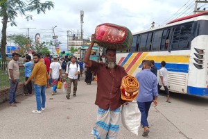 ময়মনসিংহের সঙ্গে সারাদেশের বাস চলাচল বন্ধ