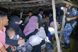 বিদেশে পাচারের উদ্দেশ্যে বন্দি নারী-শিশুসহ উদ্ধার ২১