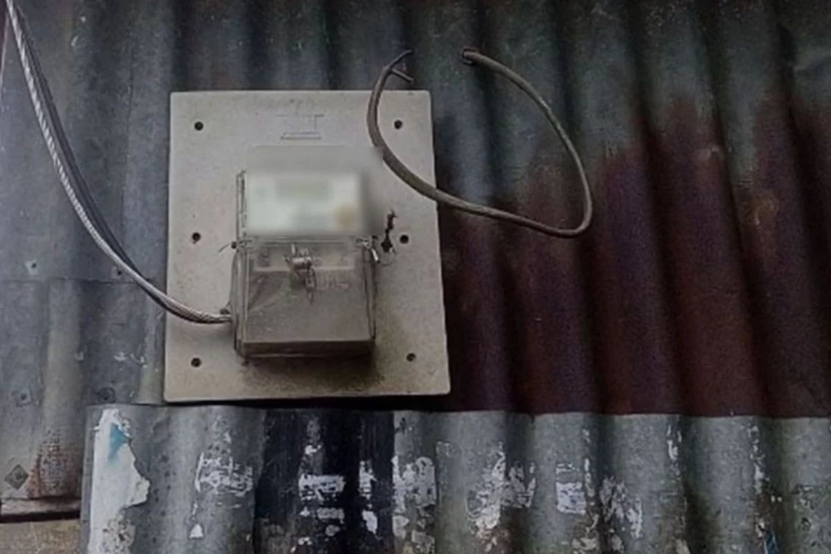 বিদ্যুৎ-সংযোগই নেই, তবু বিল সাড়ে ৩ হাজার টাকা